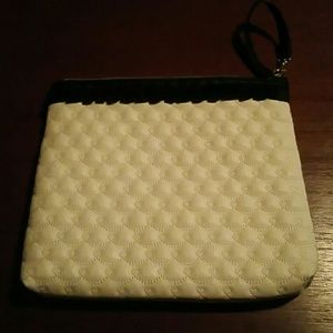 Black n White Betty Johnson wristlet bag